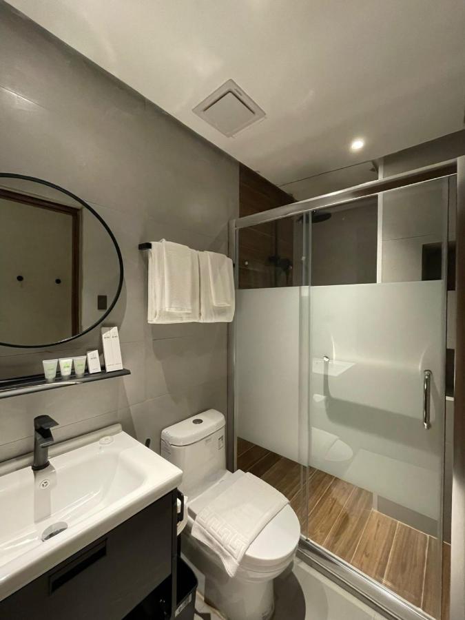 Acro Residences Guiguinto Екстериор снимка