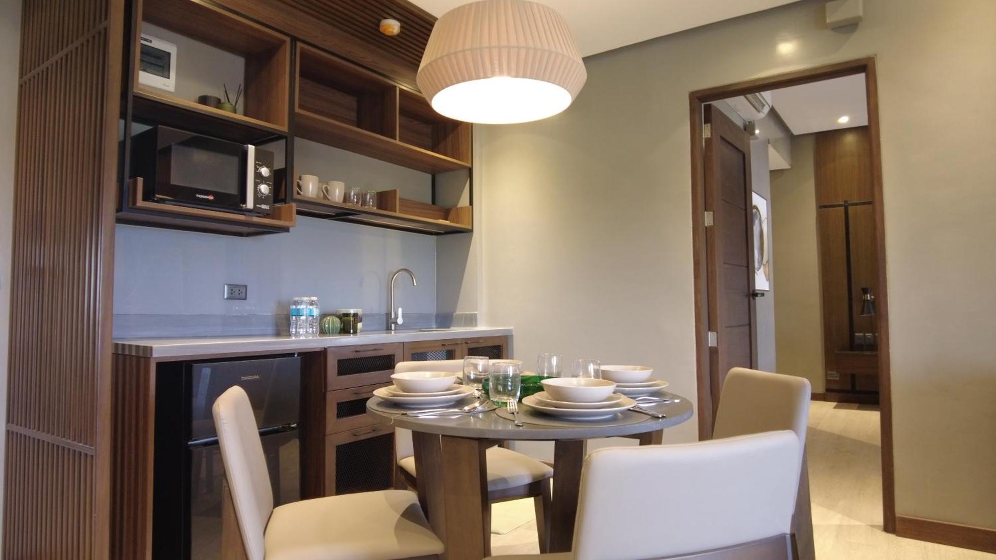 Acro Residences Guiguinto Екстериор снимка